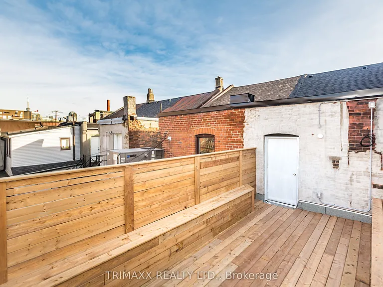 1220 King St W #A — Photo 30