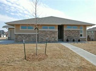 3043 Berkshire Pkwy, Clive, IA 50325