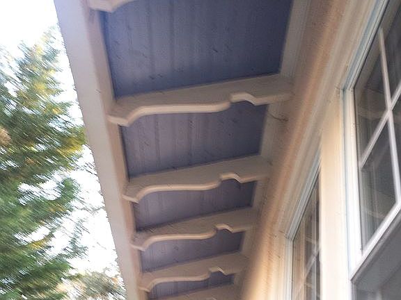 2nd image of 204 S Lovell Ave