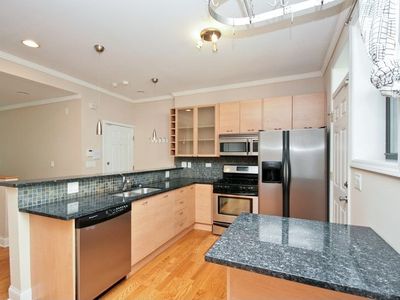 3331 W Schubert Ave, Chicago, IL, 60647