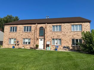 214 Plum Creek Dr #2-A, Schererville, IN 46375