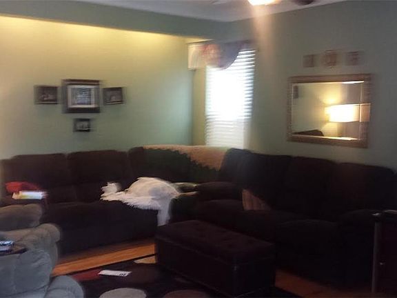 2nd image of 5309 Chalet Pl