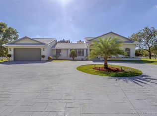 17330 SW 65th Ct, Southwest Ranches, FL 33331