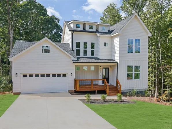 553 Somersby Dr, Dallas, GA 30157