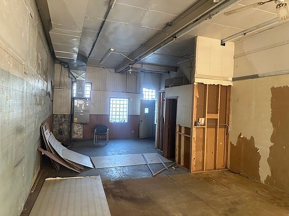 3rd image of 13 N State St
