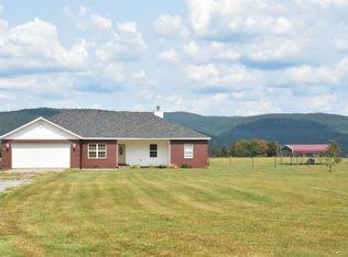 17709 Middle Ridge Rd, Ozark, AR 72949