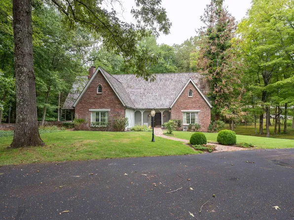 330 Orange St, Bolivar, TN 38008