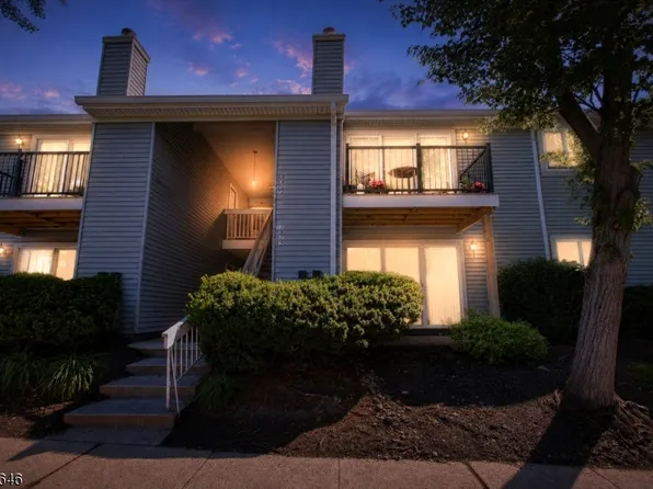 70 Haverhill Pl, Franklin Twp., NJ 08873