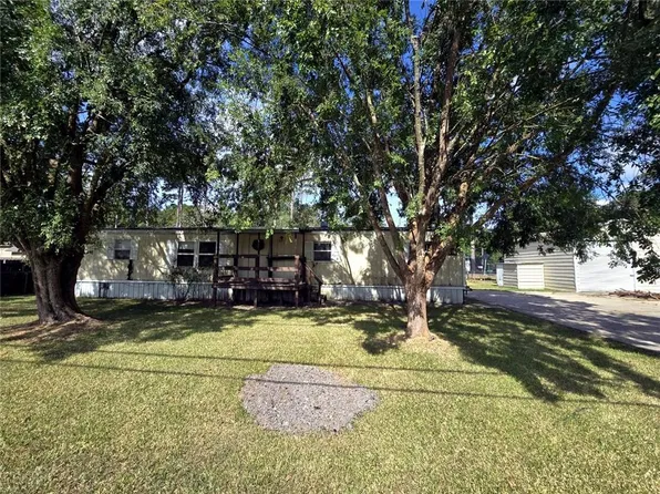 800 Highway 1085, Madisonville, LA 70447
