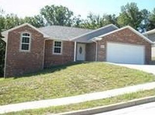 1027 Las Brisas Ct, Jefferson City, MO 65101
