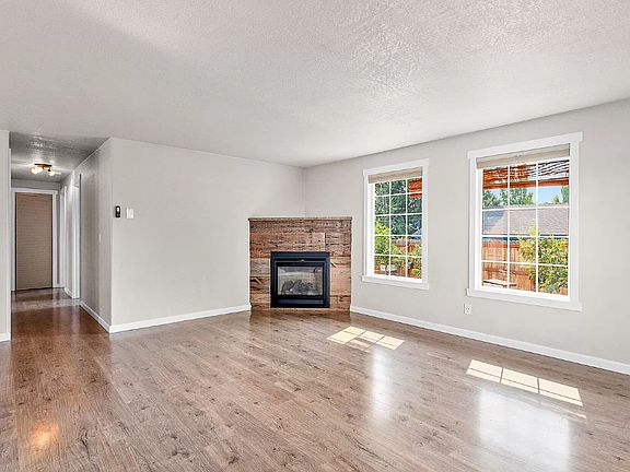 5th image of 1702 Yukon Ave