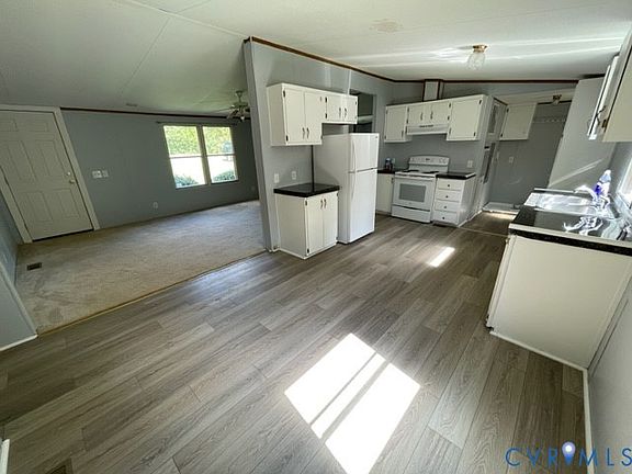 5th image of 3821 Howell Rd