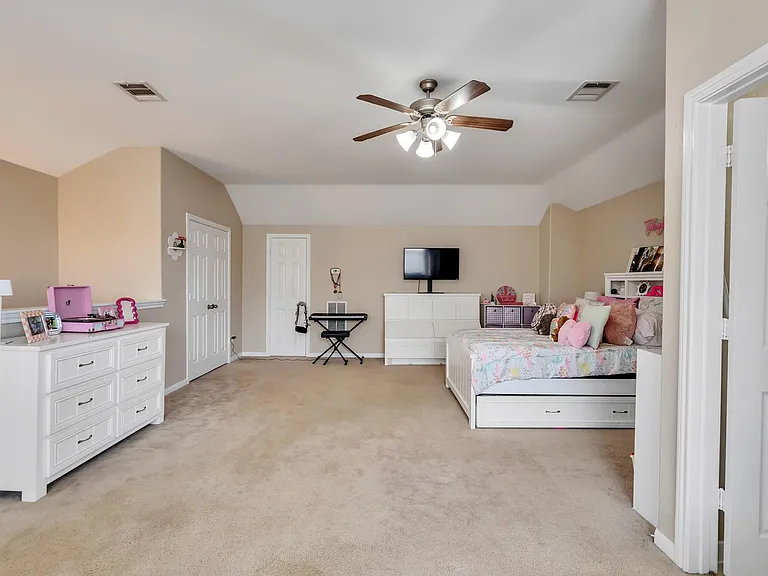 9015 Springcroft Ct — Photo 28