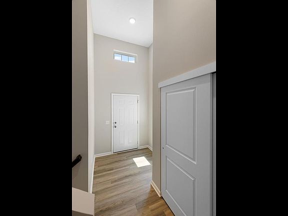 3rd image of 25860 Emerson Ct