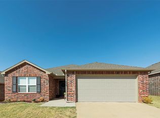 609 Audrey Dr, Tuttle, OK 73089