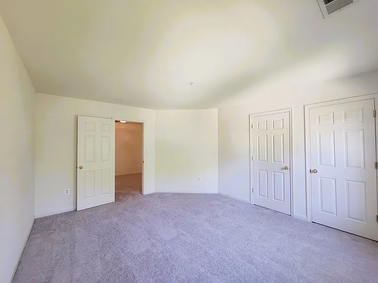 406 Clairborne St — Photo 39