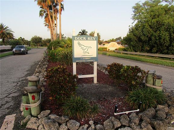 4th image of S Pan American Blvd