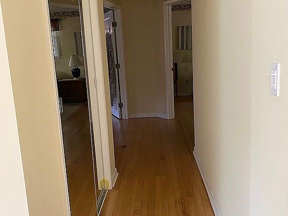 2nd image of 14 High St