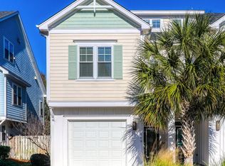 119 Bimini Townes Ln, Carolina Beach, NC 28428