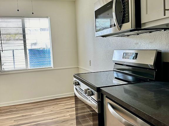 4th image of 3222 2nd Ave APT 3