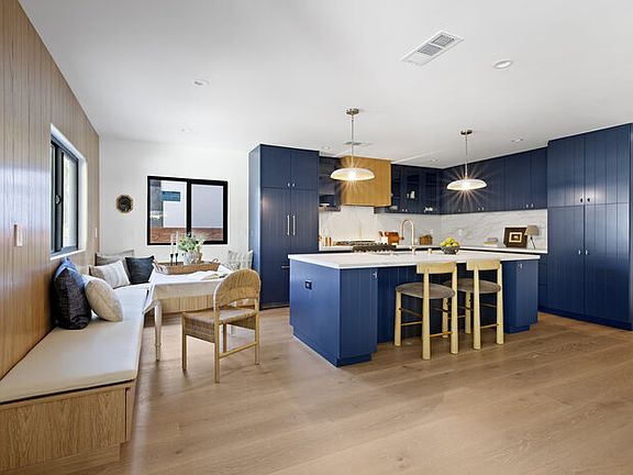4th image of 12018 Herbert St