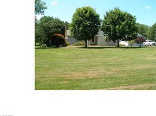 12176 Chillicothe Rd, Chesterland, OH 44026