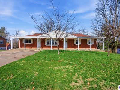 694 N Logsdon Pkwy, Radcliff, KY, 40160