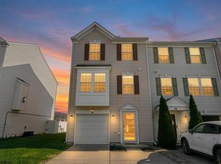 37 Robin Ln, Morgantown, WV 26508