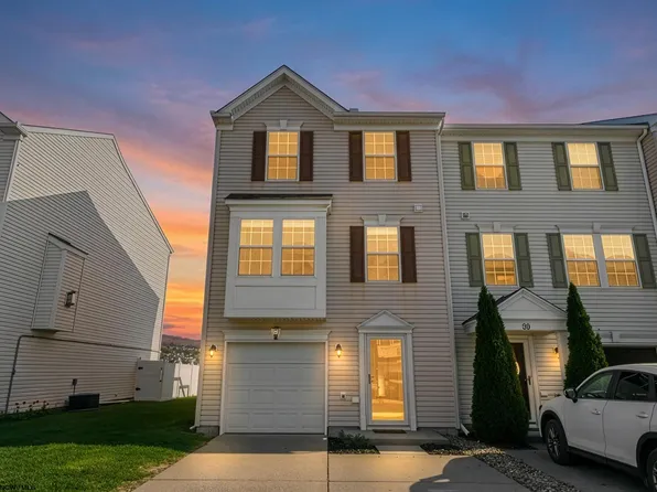 37 Robin Ln, Morgantown, WV 26508