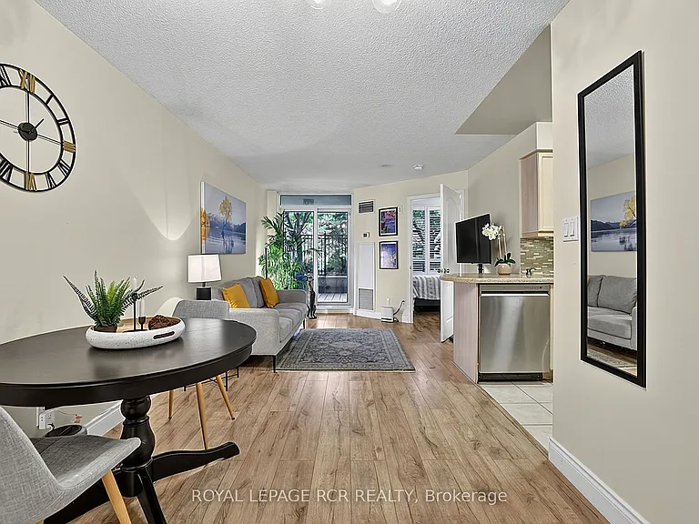 1 Rean Dr #113 — Photo 8