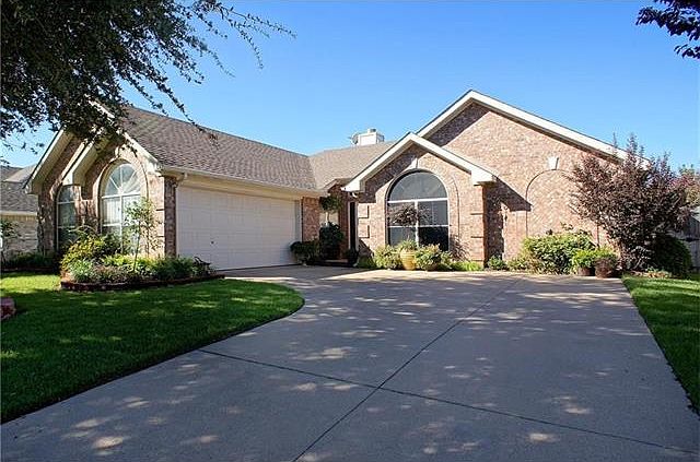 1st image of 1448 Applewood Dr