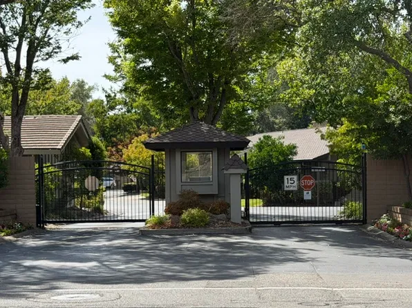3104 Calle Verde Ct, Sacramento, CA 95821