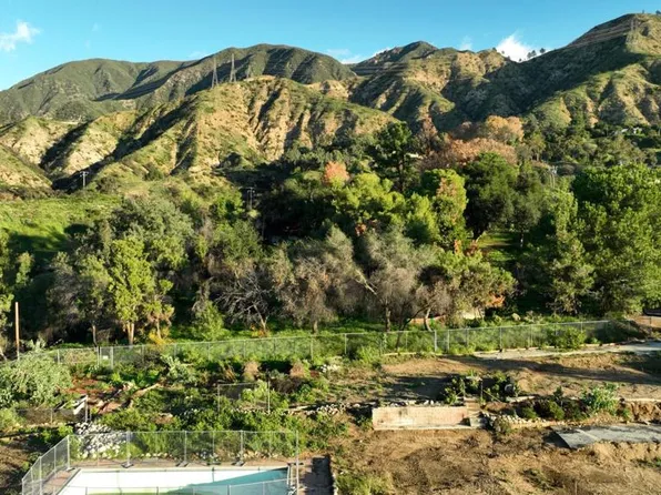 3689 Fair Oaks Ave Lot 25, Altadena, CA 91001