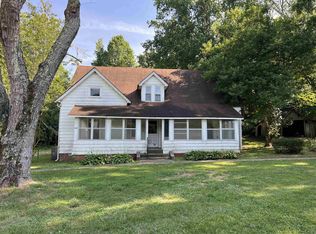 350 Roy Davis Rd, Pinson, TN 38366