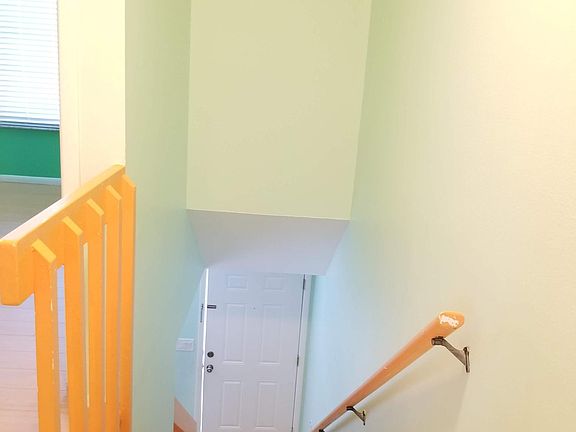 4th image of 606 Casa Park Ct N