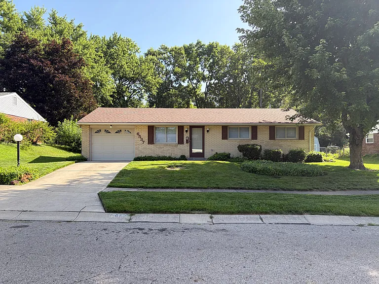 6537 Highbury Rd — Photo 1