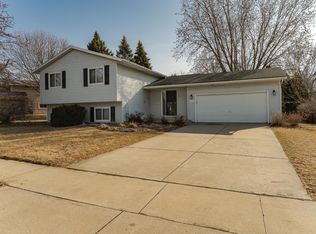 5626 44th Ave NW, Rochester, MN 55901
