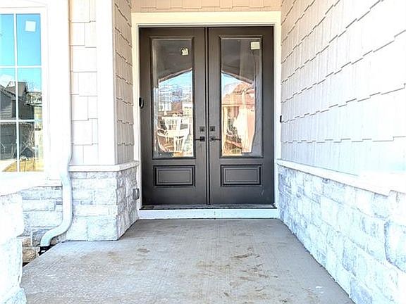 2nd image of 16924 Futura St