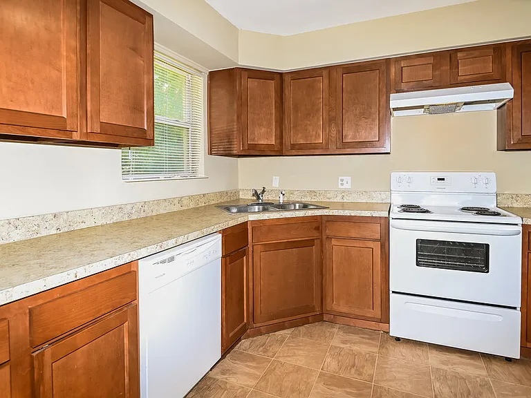 2615 Ligustrum Rd — Photo 11
