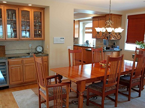 Dining Room and Wet Bar
