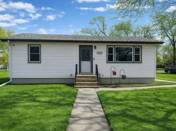 740 Michigan Ave SW, Huron, SD 57350