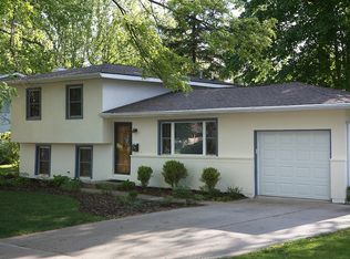 383 Heil Dr, Columbus, OH 43230