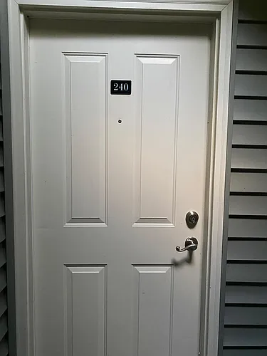 9805 Avondale Rd NE #240 Photo 1
