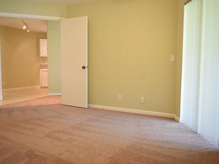 6540 Chasewood Dr #H — Photo 13