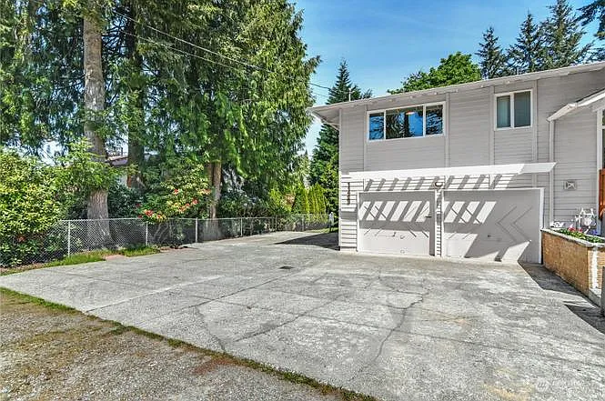 11423 38th Dr SE — Photo 24