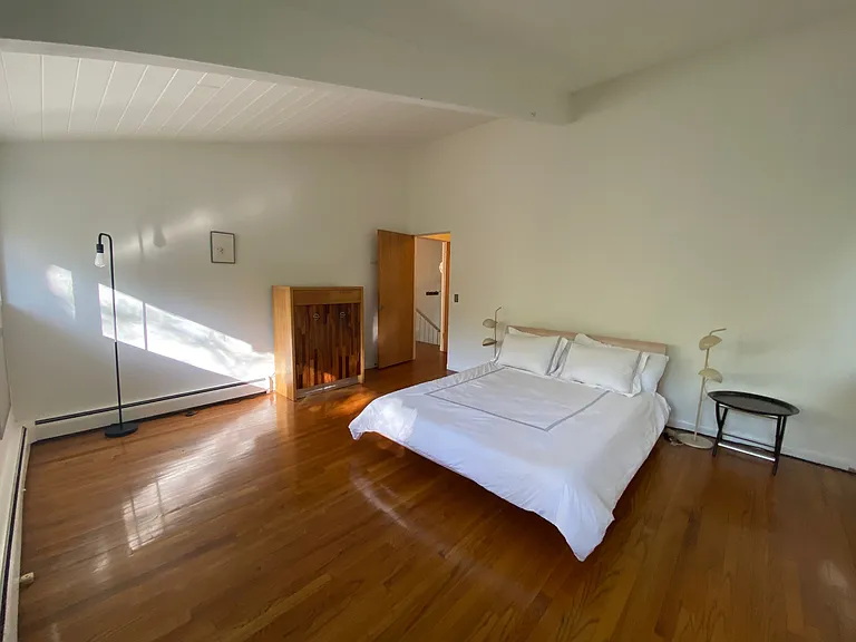 Dolan Dr — Photo 14