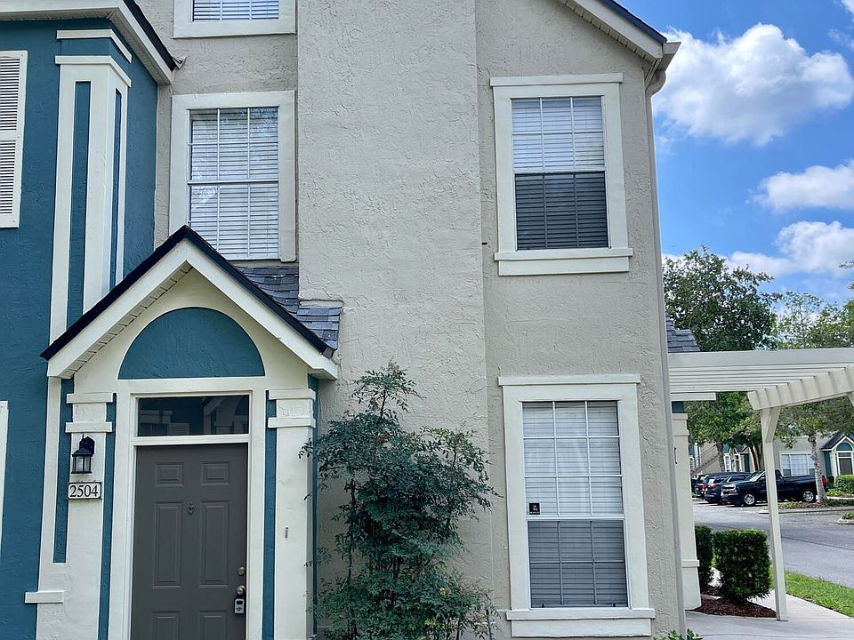 1st image of 13703 N Richmond Park Dr #2504