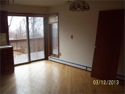 4th image of 6 Silver Spruce Dr