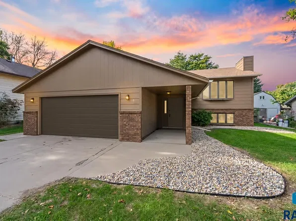 729 N Columbia Dr, Sioux Falls, SD 57103