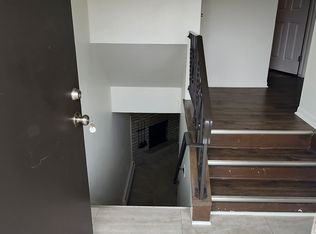 191 Summit View Ct #1, White Lake, MI 48386